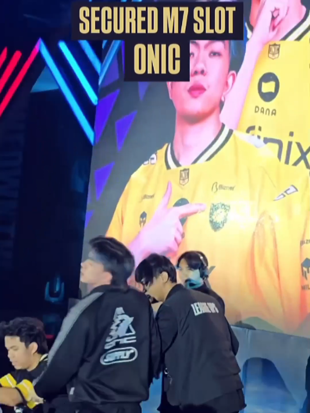 ASALAMUALAIKUM M7 DAN GRANDFINAL ONIC DATANG 😭🔥🦔💛💛, WHAT A MATCH BRO, Suka bgt bikin jantung gue kayak mau copot njir #onicesport #onic #mplindonesia #fyp @ONIC Esports #CapCut 