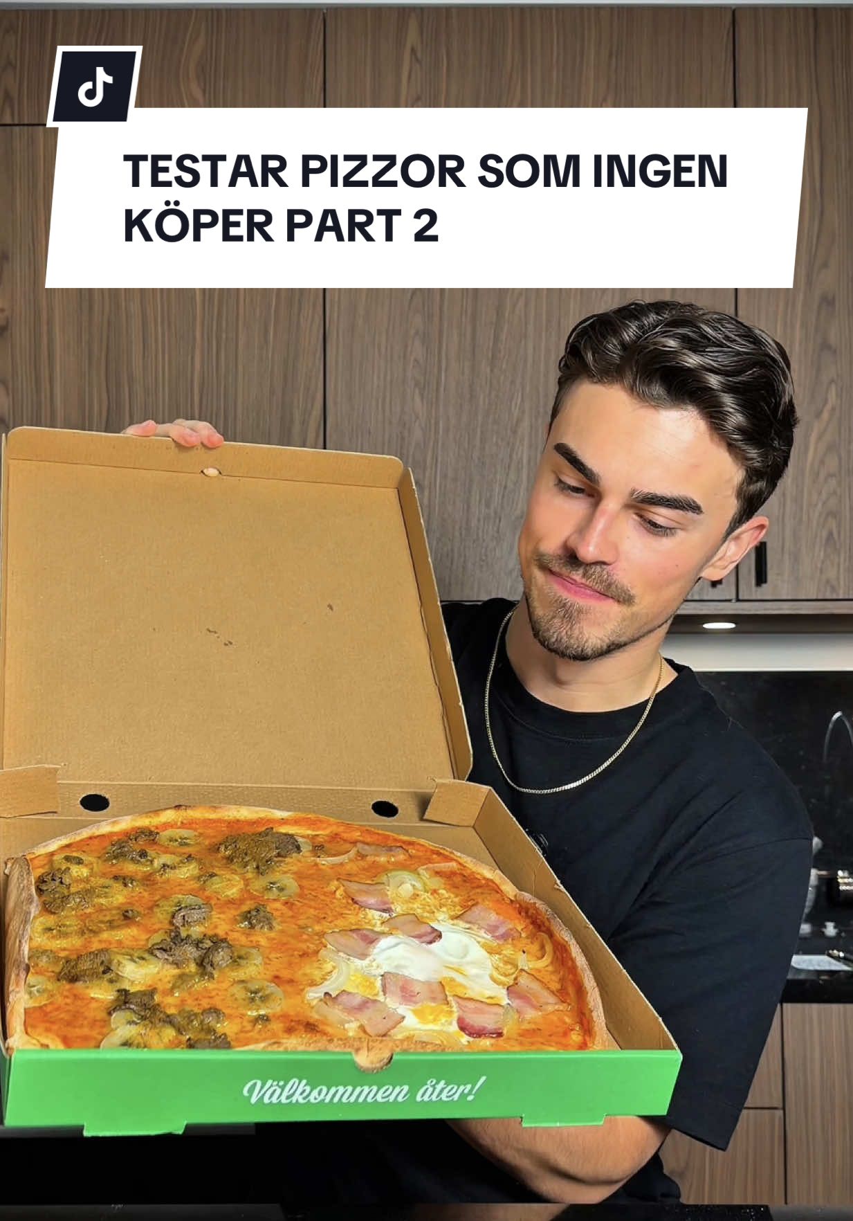 Svarar @TheSwedishKing Testar pizzor som INGEN köper pt.2, i samarbete med @NOCCO 😍🍕👀  #filiptestar #pizza #tastetest #review 