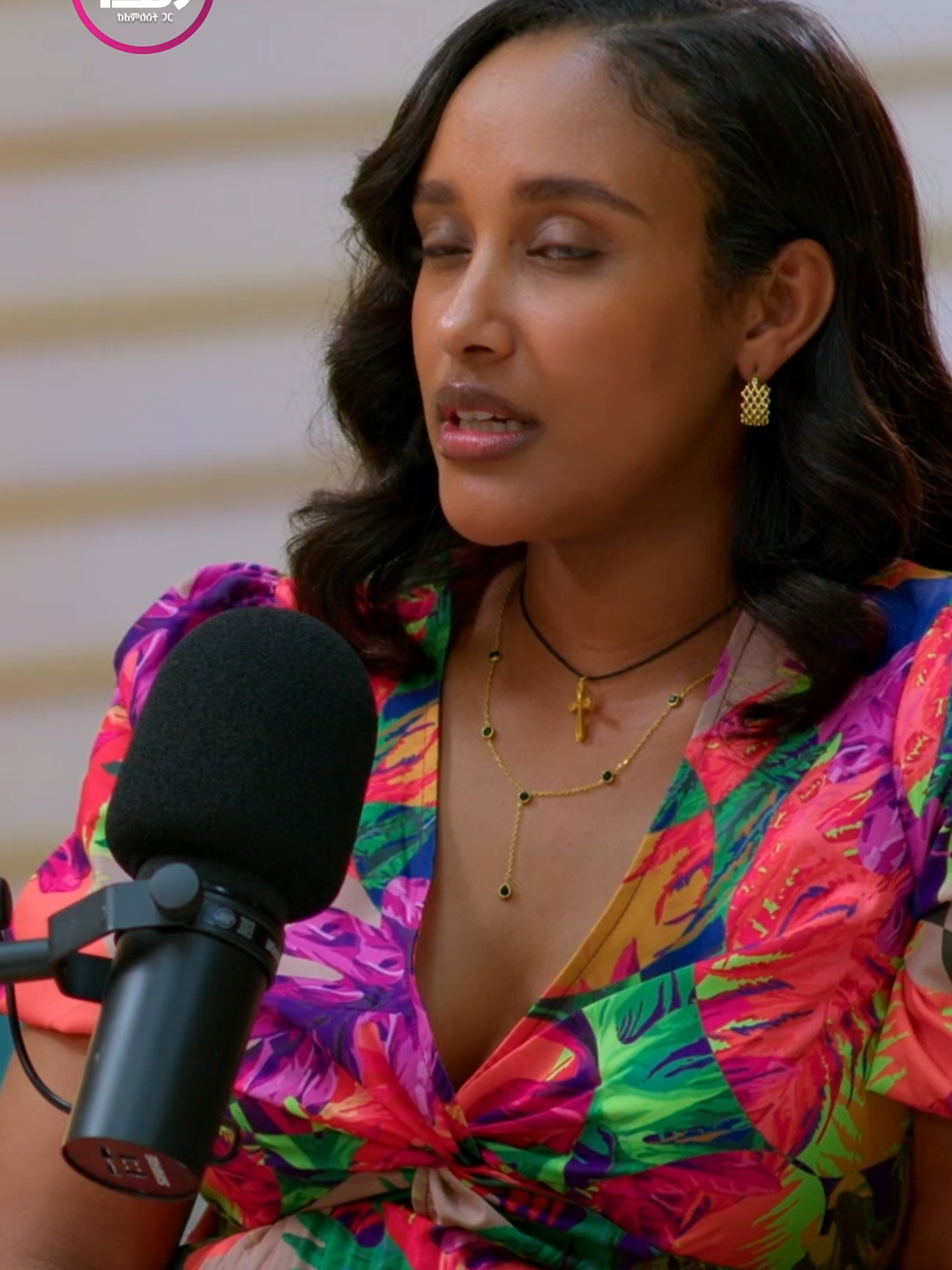 ሙሉውን video Amleset muchie Youtube channel ላይ ያገኙታል . . . #amleset #amlesetmuchie #ቆይታከአምለሰትጋር #adaywithamleset #podcast #ቃልኪዳንታምሩ