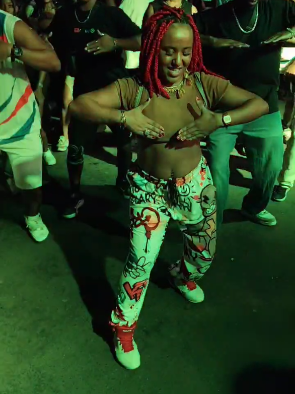 Mr.Cool amooo! #mrcool #bailecharme 