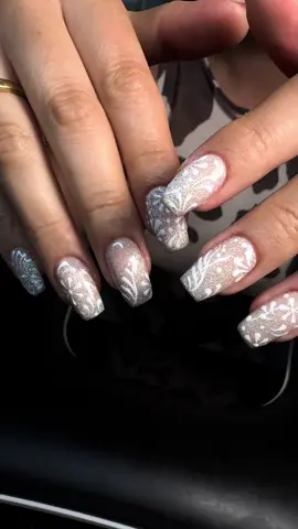 Natural nails for the wine 💅🏼✨