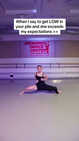 @pj 👽 always absolutely insane #choreographer #dancechoreography #dancechoreographer #choreography #danceclass 