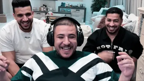 برازيلين 💚@3ABSI 