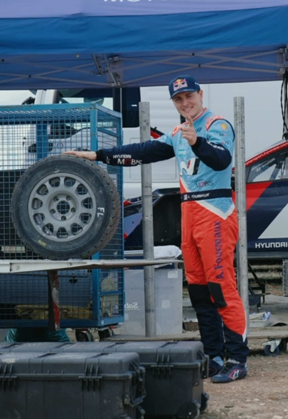 A good driver always tidies away their tyres 😉🛞 #WRC #rally 