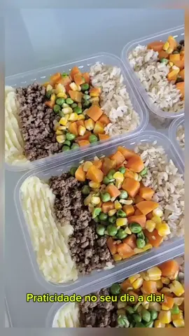 São 24 potes para facilitar na organização das suas marmitas 🥰🥰🥰 Comente “eu quero” que te envio o link 📎 aproveite a super oferta por apenas 29,99⭐️ #marmitas #potes #organizadores #marmitacongelada #explorar 