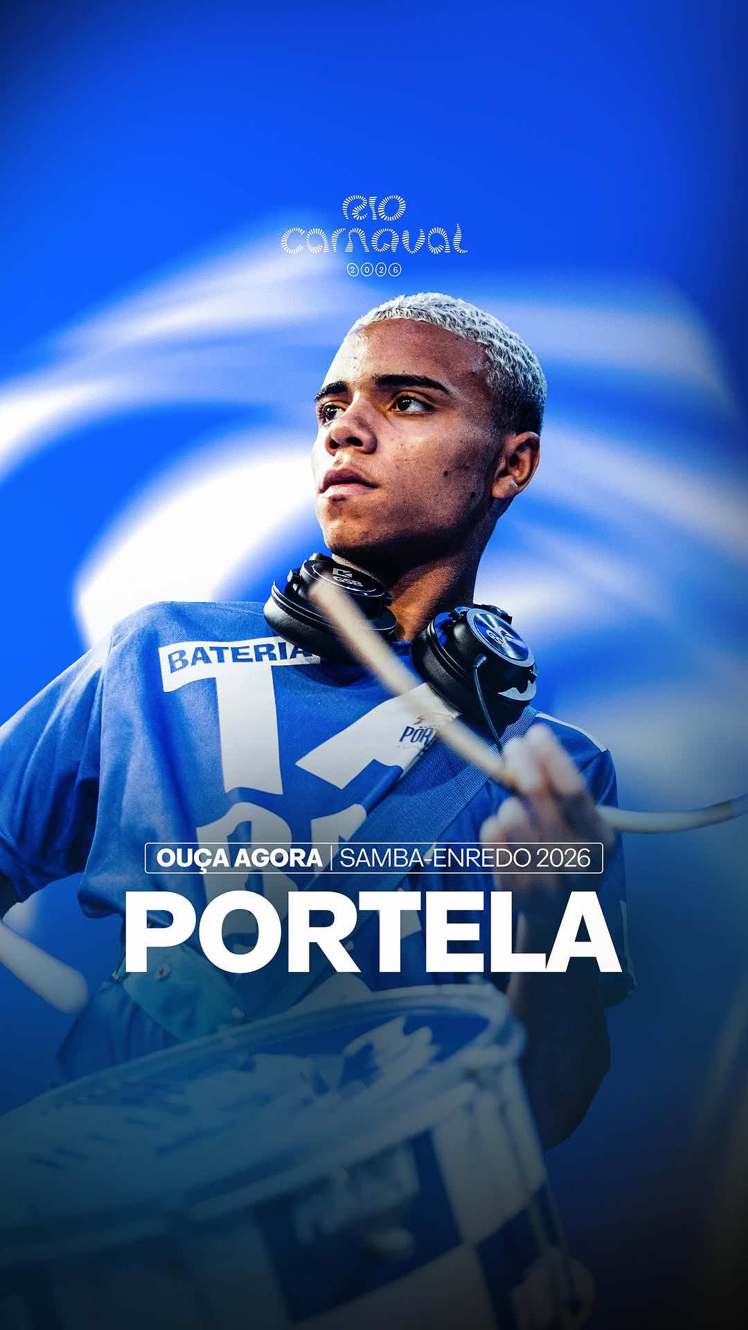 “𝑨 𝑷𝒐𝒓𝒕𝒆𝒍𝒂 𝒓𝒆𝒖𝒏𝒊𝒅𝒂 𝒄𝒂𝒓𝒓𝒆𝒈𝒂𝒅𝒂 𝒏𝒐 𝒅𝒆𝒏𝒅𝒆̂...” 💙🤍 Solta o play e se entregue ao samba da @oficialportela para o Rio Carnaval 2026! A Águia já abriu as asas e o hino da Majestade do Samba está disponível em todas as plataformas digitais. Fique ligado: o clipe oficial já está no ar no nosso canal do YouTube. Corre pra assistir e cantar junto com a escola centenária. ✨ #Portela2026 #RioCarnaval2026