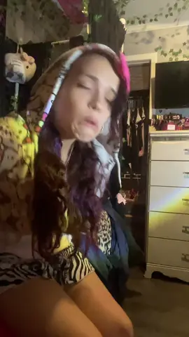 Hello kitty died #jjuicybaby #halloweencostume #hellokitty #fypシ゚viral #fypシ 