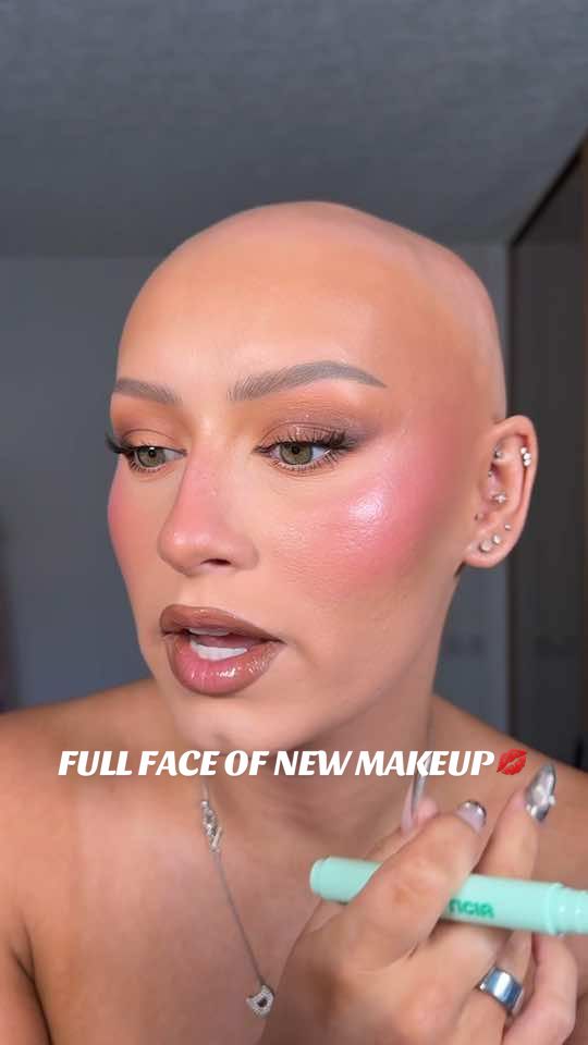 I found so many new goodies!!! 💋  @DMUSE Wigs straight dark brown brow transfers  @No7 Skincare @No7 @Boots UK moisture sip @BEAUTY BAY grip primer, make face multi use complexion palette  @Diorbeauty forever skin glow foundation in 2N, backstage glow highlighter palette in frosted opal glow @Jordana Ticia Cosmetics blusher duo, gummy twinkle stick @Huda Beauty cherry peach setting powder  @Shades of London palette 1  @Fenty Beauty sweet riri gloss bomb  #makeup #viralmakeup #mkaeuptutorial #alopecia #grwm 