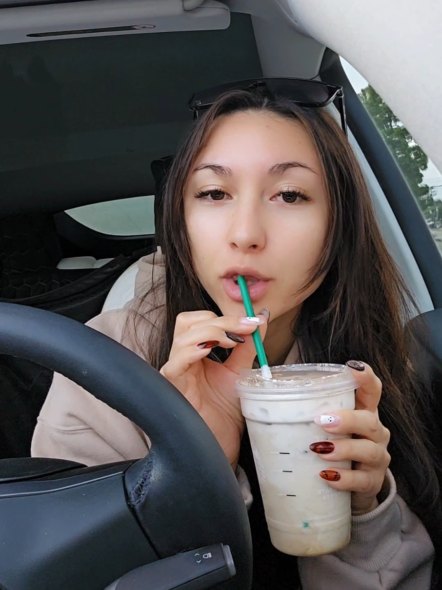 Trying starbucks iced pumpkin cream Chai! 🍂✨️☕️ Happy Halloween! 🎃