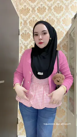 Outfit gemes yang suka warna PINK💖 #outfitgemes #outfitlucu #outfit #ootdsimple #cardigankorea #fyp 