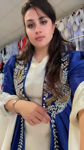 Kurdisches kleid  zum vermitten  #اعراسverkaufen #bei intresse &####&melden 😻