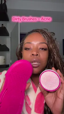 If you arent regularly cleaning your makeup brushes, what are you doing? @Sigma Beauty #skincare #TikTokShopBlackFriday #SigmaBeauty #SigmaBrush #brushcleaner 