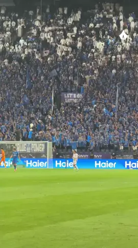 حماس جماهير الهلال قبل صافرة النهاية 🤯