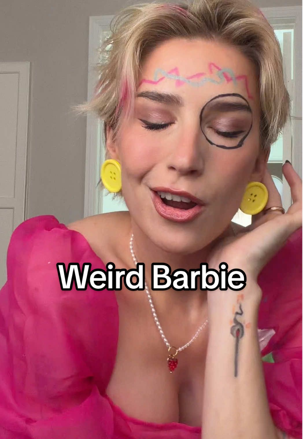 Call me a costume repeater but I just love Weird Barbie so much 