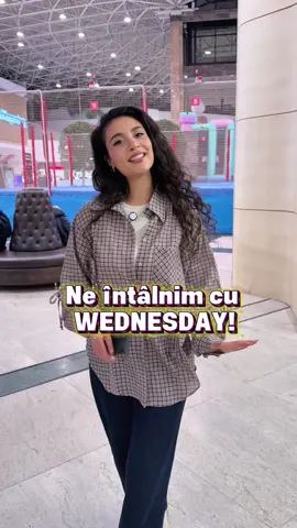 🎃 Sâmbătă, 1 noiembrie, 16:00 • zona Cărturești: „Întâlnirea de gradul BOO”, vin Wednesday, vrăjitoarea prietenoasă și dovleacul simpatic. Avem facepainting & trick-or-treat prin mall 🙈