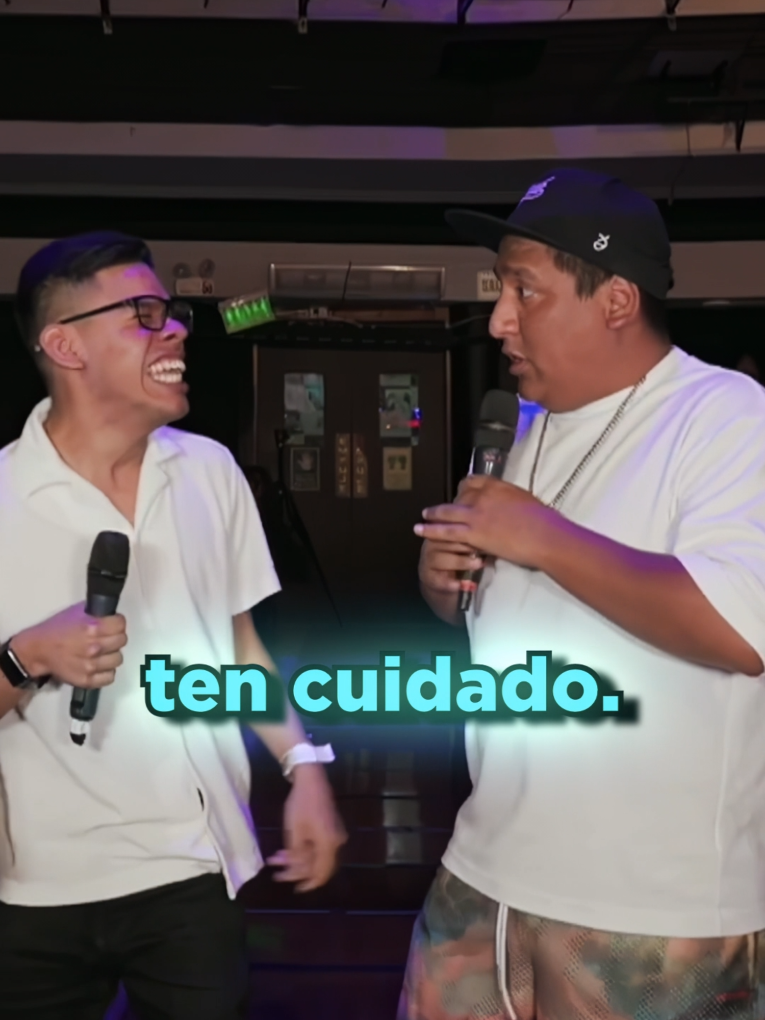 Por su condición le es difícil hallar trabajo #hablandohuevadas #humor