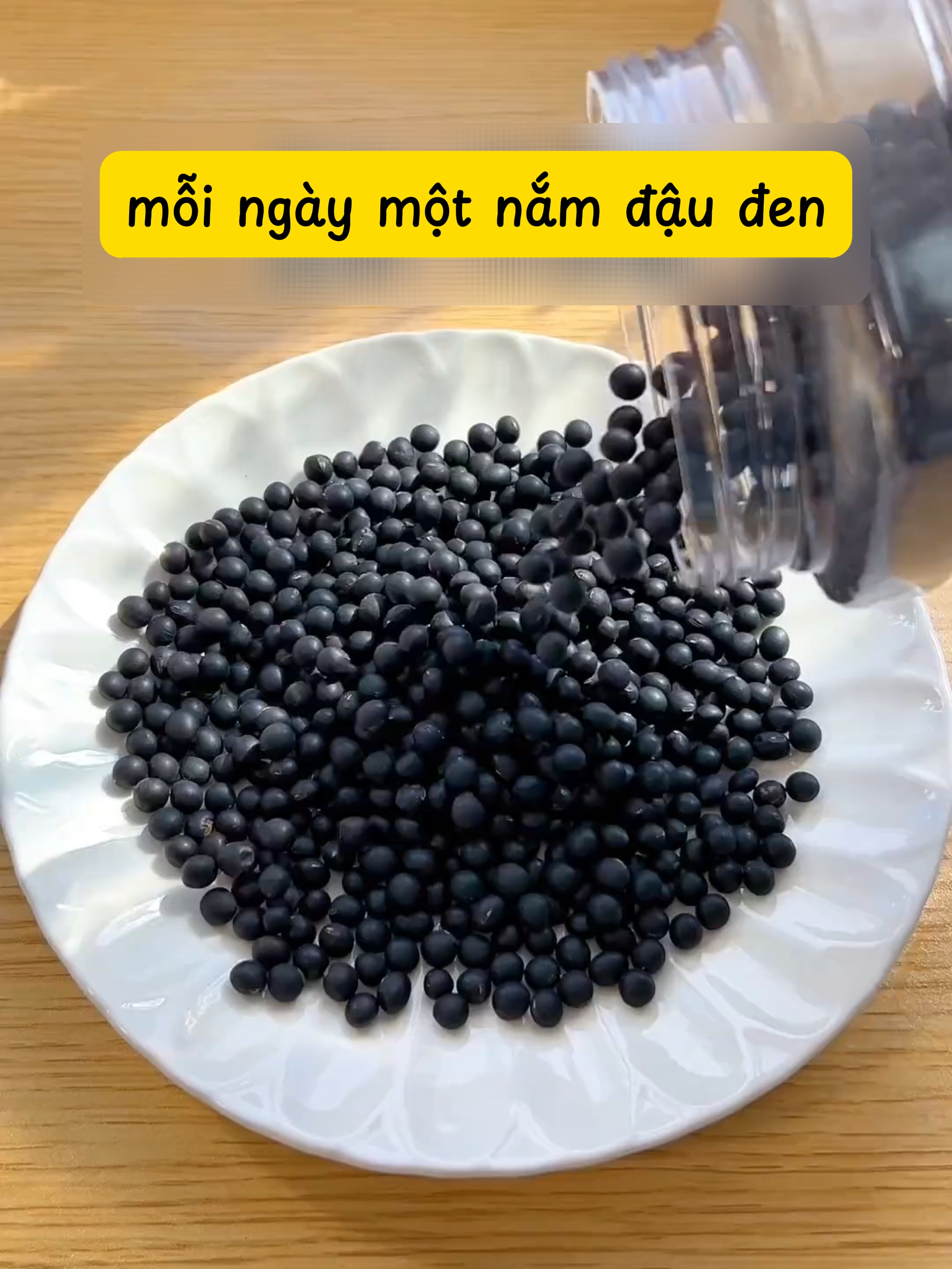 Chị em nào tóc yếu, rụng thành từng nắm thì hãy lưu ngay công thức này nha... #duongnhancungly #DuongSinhDongY #Duongsinh #lamdep #duongnhan