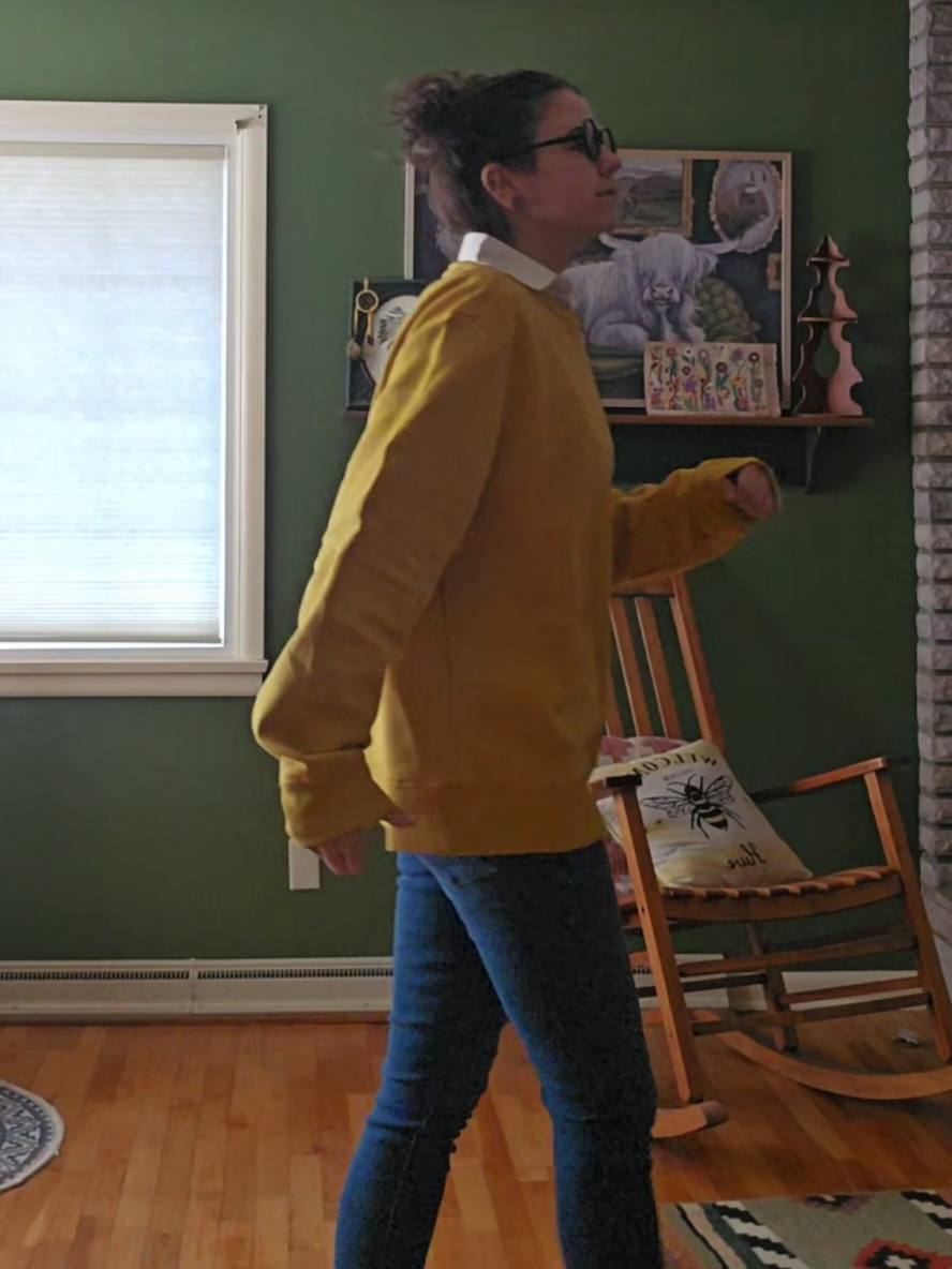 Got a long shift ahead of me working Halloween Night at the escape room. so figured a easy costume would make it more fun ✨️ though several people don't know who I am *cough @Kristie Marie cough*  . . . . . . #halloween #arthur #PBS #pbskids #costume 