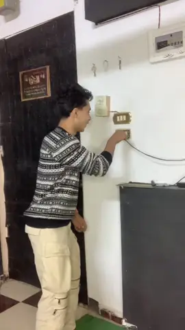 حط الفيش 😂😂#⚡️💥دسگؤ👑 #ترند @اوشا فتله🕺 كهرب كهرب 😂