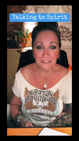 Talking to spirits when you have ADHD #adhd #mediumship #psychicmedium #spirit #squirrel 