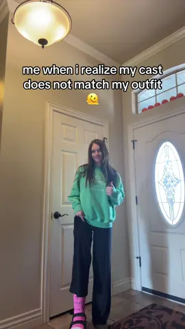 #castlife #ootdfail #funny #anklesurgery#fyp 