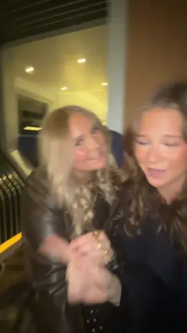 Var hede der ogs? 😅♥️@Julie Højriis 🪭 @Dicte Buus♥️ @Mathilde Hedemann #foryoupage❤️❤️ #iloveyou #makemefamous 