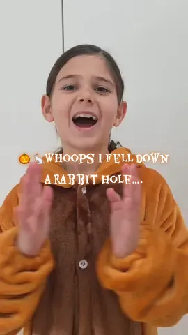 Whoops fell down a rabbit hole…happy Halloween everyone! 🎃 🐇💜 #halloween #halloween2025 #aliceinwonderland #harrypotter 