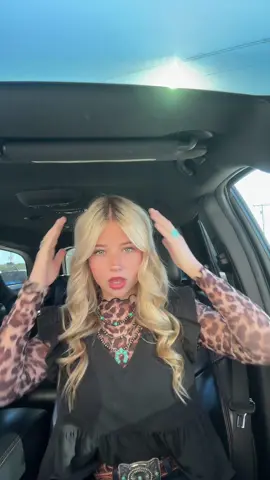 he's a good time cowboy casanova😉💋 #blonde #cheetahprint #fyp #cowboy #viral 