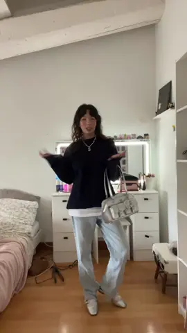 on s’habille ensemble 🤍  #outfit #ootdinspo #outfitinspo #grwm #grwmoutfit 