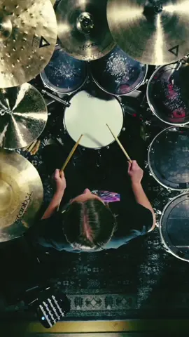 Brooks Wackerman performs 