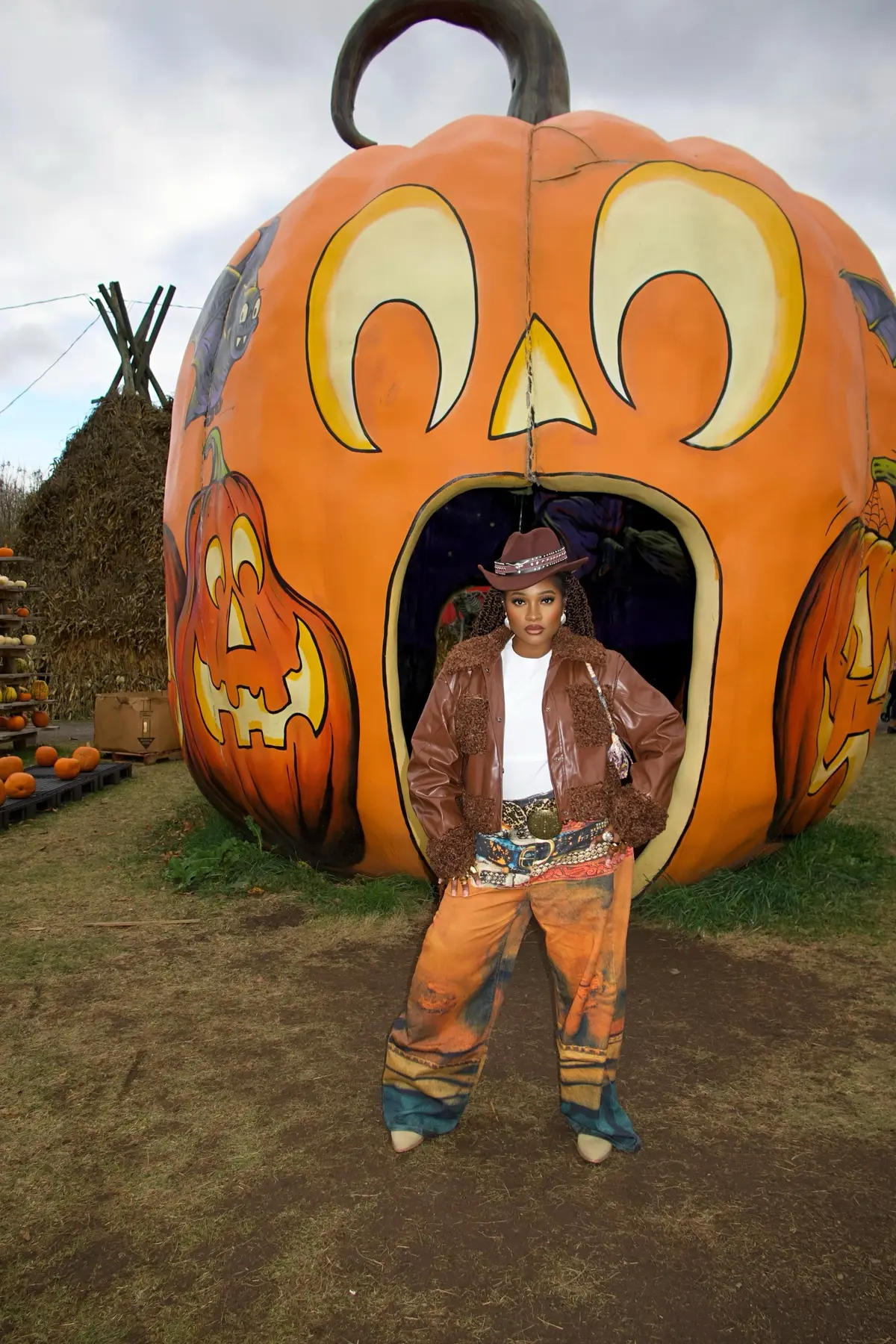 #fallfashiontrends #pumpkinpatch #cowboystyle #styleinspo #halloween2025🎃 