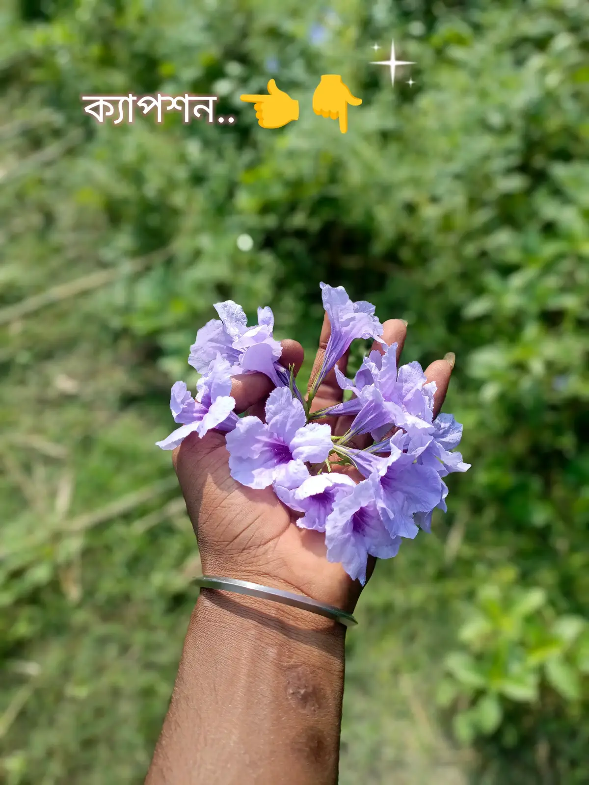 #শুধু তোমাকে দেখলে নয়। তোমার নাম শুনলে ও আমি থমকে যায়। শুধু তোমাকে নিয়ে নয় আমি তোমার হাসির পিছনে থাকা যন্ত্রনা কে নিয়েও ভাবি। তোমাকে না পাওয়ার যন্ত্রণায় আমার কাছে দুঃখ স্বপ্নের মতো। যা দিনের আলোয় বুঝা যায় না আর রাত হলে বহন করা যায় না। তোমার অপেক্ষায় আমার ক্লান্তি নাই কারণ আমি তোমাকে চাওয়ার সাথে সাথে ধৈর্য ও চেয়ে নেই। উপরওয়ালা তোমাকে না দিলেও তোমার অপেক্ষায় থাকার ধৈর্য ঠিকই দিয়ে দেই। তোমাকে না পাওয়ার জন্য নিজের ভাগ্য কে দোষ দিতে পারবো না আমার ভাগ্য খারাপ হলে তোমাকে ভালোবাসার সুযোগ হতো না তোমাকে নিয়ে লিখত বসলে কলমের কালি ফুরালে ও আমার কথা ফুরাবে না, তোমাকে পেয়ে যাওয়ার পর গুরুত্ব করিয়ে দেওয়ার তালিকায় আমি কখনো থাকবো না কিভাবে থাকবো যেখানে তোমাকে না পাওয়ার অপেক্ষায় নিজেকে ভালবাসতে ভুলে গেছি, আমি শুধু তোমাকে নয়, আমি তোমার নাম কে ও ভালোবাসি, আমি শুধু তোমাকে নাই, আমি তোমার দুঃখগুলোকে আমার দুঃখ মনে করি. #foryoupageofficiall #foryou #tiiktok 