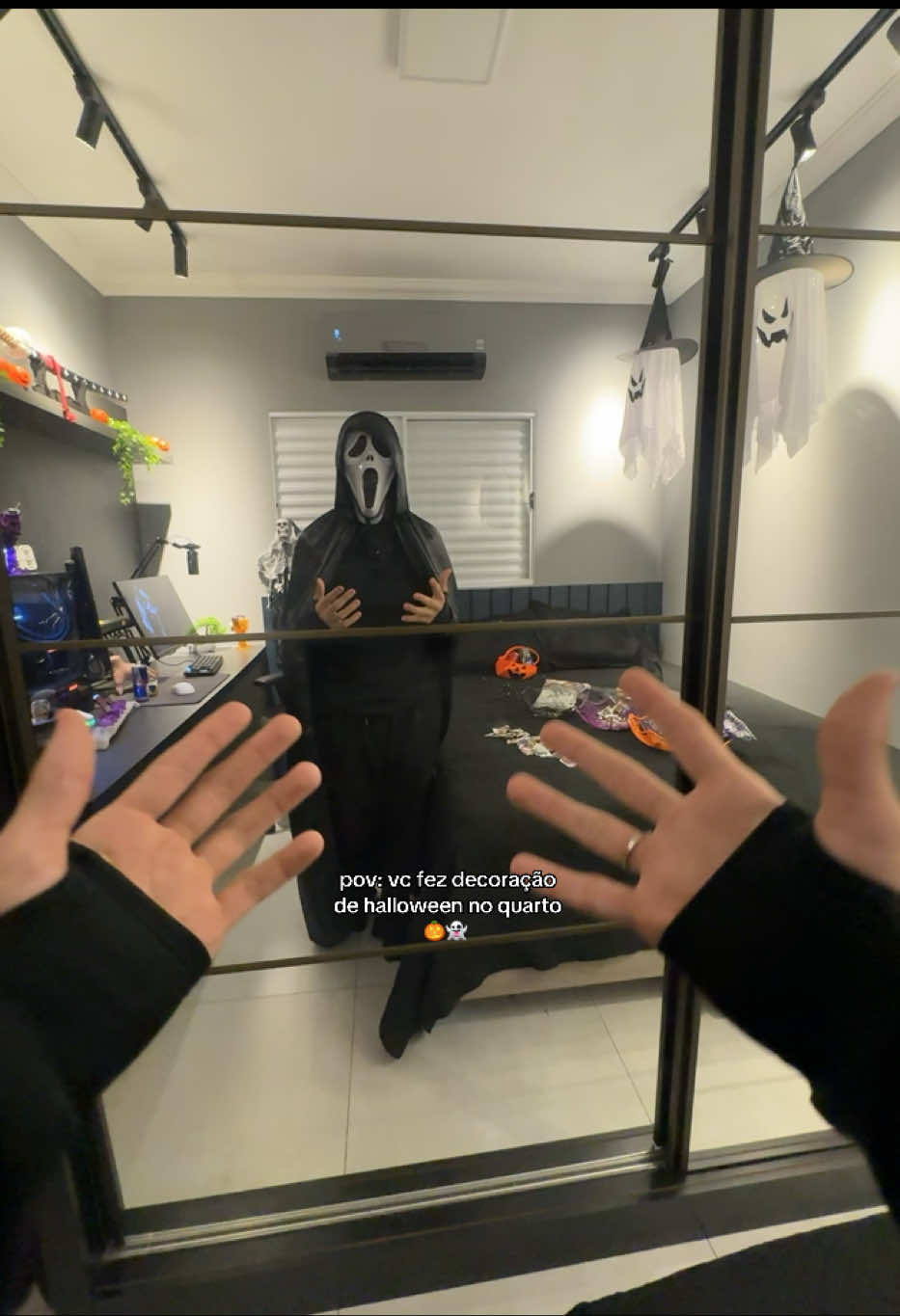 Boo!👻#fyp #pc #halloween #quarto #decoracao 