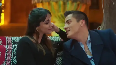 اخخخ فرق التعامل وكيف هي بس تضحك مع كايا😭😔❤️❤️#kayzer 