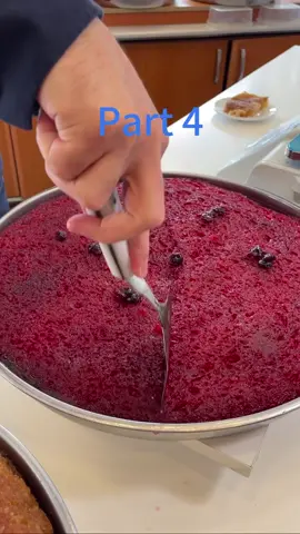 AT SAM, MY NEIGHBORKNOCKED ON MY DOOR. HERFACE WAS WHITE WITH FEAR: