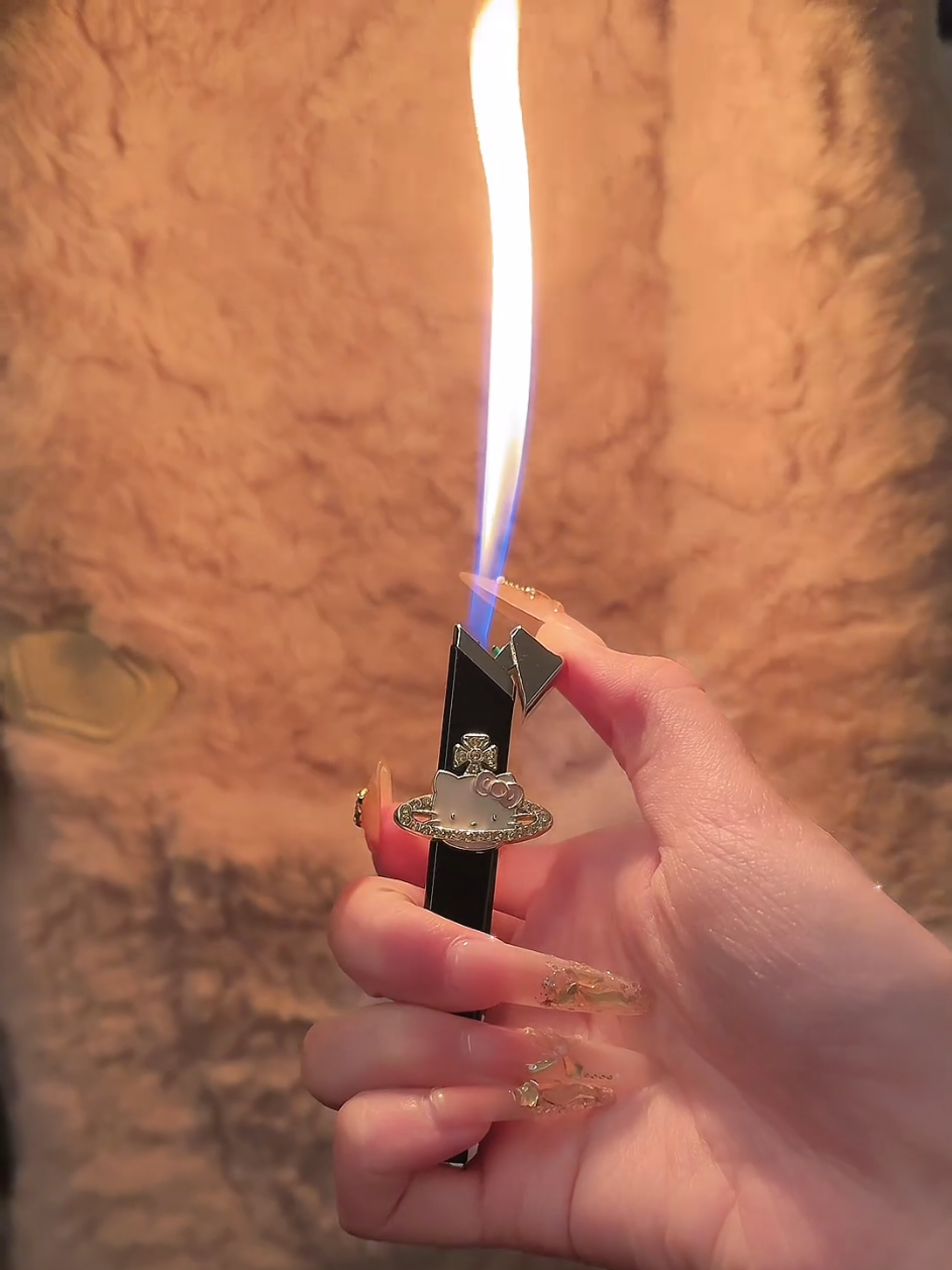 🎀 You know it if you feel it! A flame for your palm is ready～ All answers are waiting in my bio.#gift #fyp #giftforgirlfriend #lighter #lighter4u 