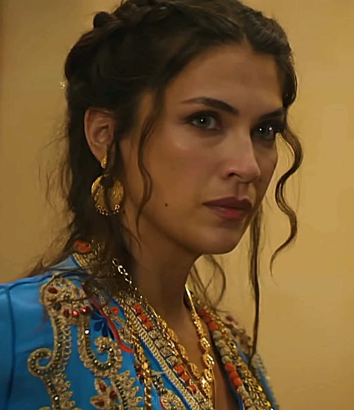 her beauty is literally flawless✨ #halef #yılser #birandamlayilmaz #halefköklerinçağrısı #fyp