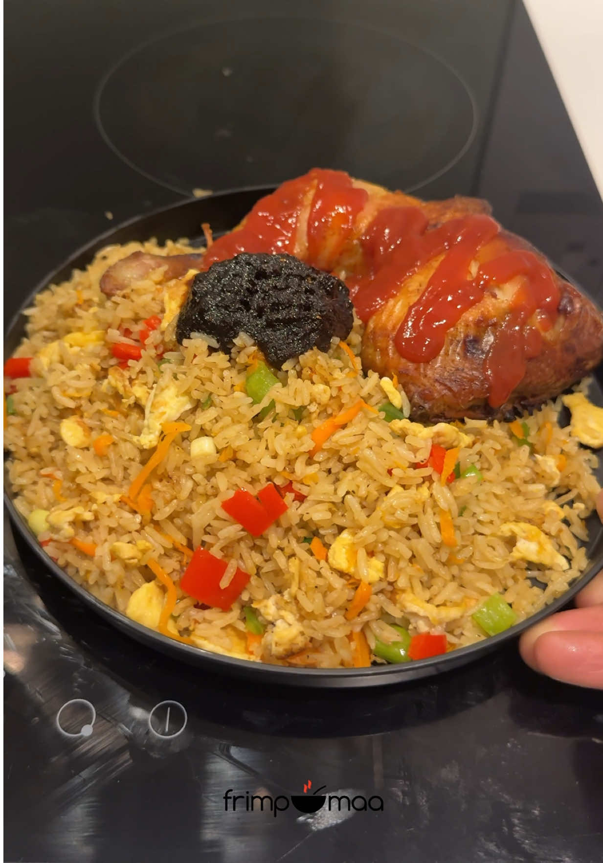 Anybody wants to eat??  #ghanatiktok🇬🇭 #uklife🇬🇧 #foryoupage #fyp #viral 