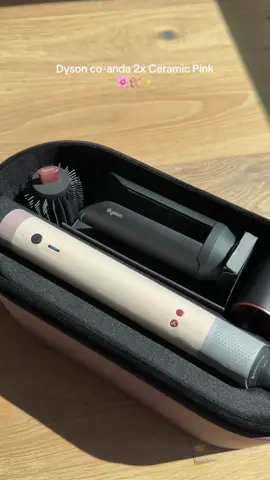 Unboxing my new Dyson Airwrap Coanda 2x in Cermaic Pink! Perfect time to get it at the Sephora Beauty Insider Sale 💕💖 @Dyson USA  #dyson #dysonairwrap  #unboxingvideo #dysonhair #girlythings 
