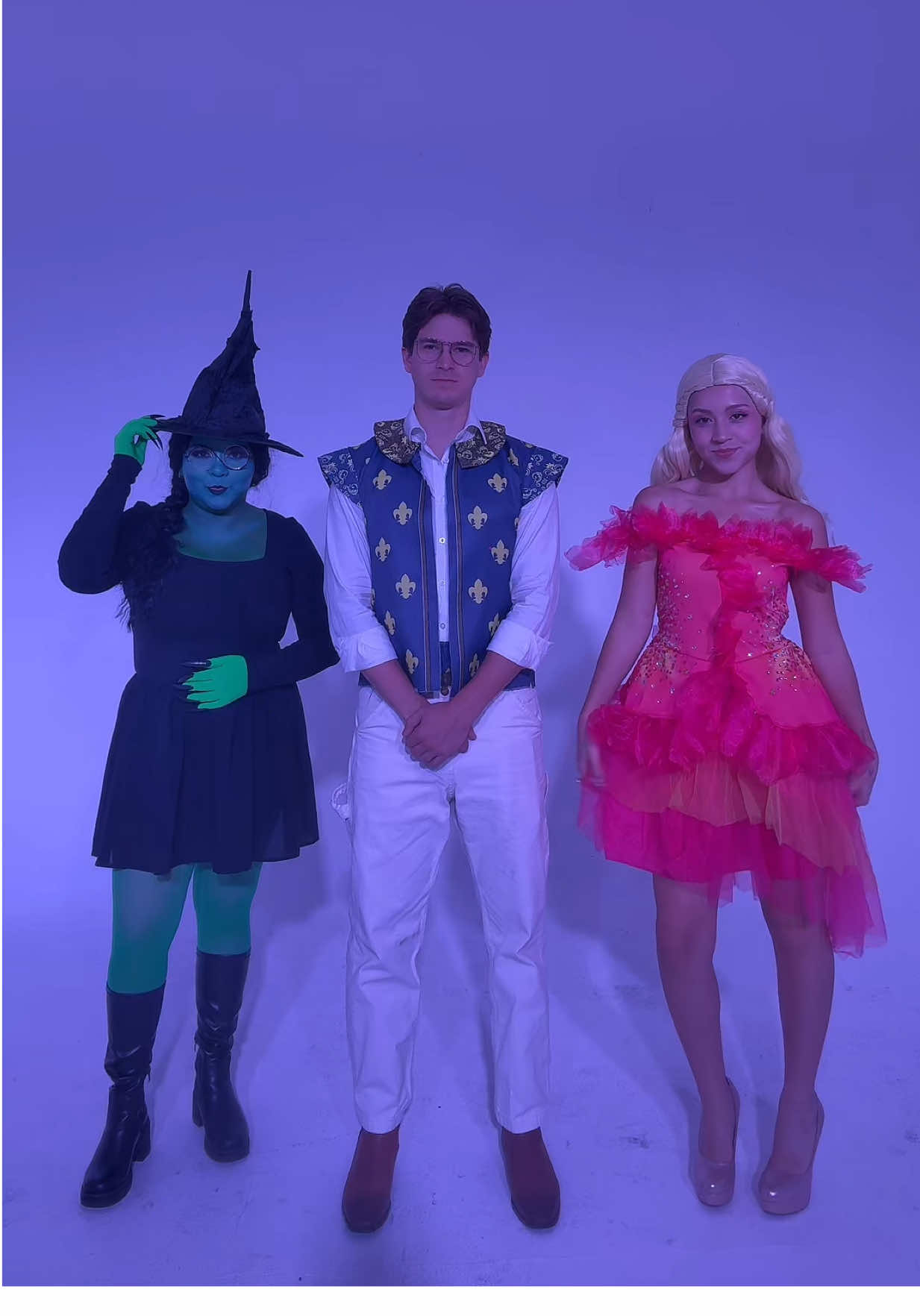 Cabe aclarar que el único que se aprendió la coreografía fue @Bicho Orozco 🩷💚💙 @𝓥 𝓪 𝓷 𝓷 𝓮 