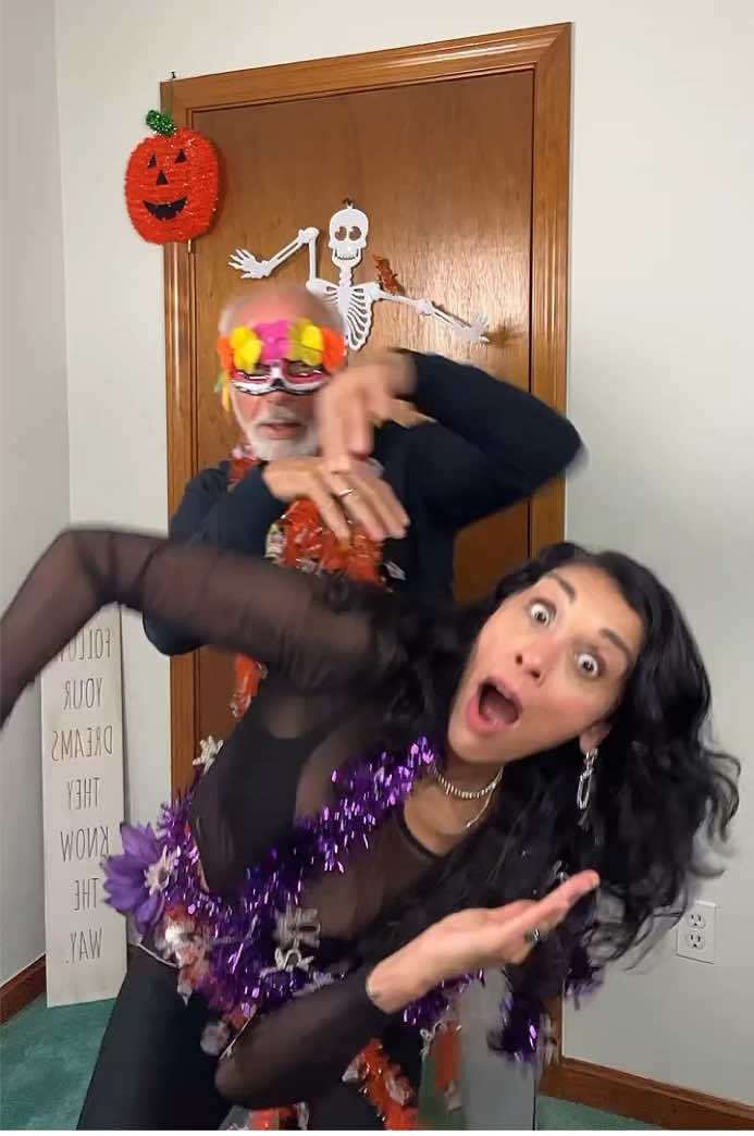 Spooky season isn’t complete without the Pamela Pumpkin Halloween Workout! 🎃😂 Had to bring Daddy in for this one 👉🏼 because fitness + laughter = the best kind of cardio! 💪🏼👻 It was comical creating this…  👉🏼 Tag someone who needs a laugh and a mini workout today! 💀🧡 . #pamelapumpkin #halloweenworkout #fatherdaughter #fyp #fun 