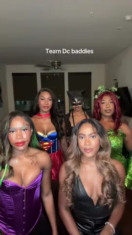 Fighting crime in a neighborhood  near you 😩  #dc #dccomics #dcuniverse #halloween #halloweenlook #halloweencostume #supergirl #posinivy #joker #catwoman #blackcanary #fyp 