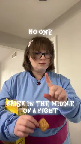 The crackers are very stale btw #halloweencostume #friskundertale #undertale #friskcosplay #fyp 