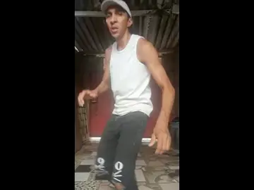 boa tarde meus amigos fãs do tic toc tô mandando agora em reenvio-atual uma música dançante indefinida o qual ritmo não sei qual é ainda que não é minha mas de um amigo fã conterrâneo e também cantor e compositor e colega de profissão musicalmente falando que me autorizou a gravar e cantar essa música dele,se chama(tome na Chibata)subtítulo(tome,tome,tome) espero que gostem principalmente a mulherada solteira do nosso Brasil um bom final de semana abençoado pra todos nós 