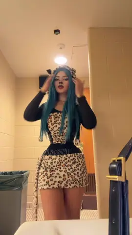 #halloween #halloweenmakeup #halloweencostume #costume 