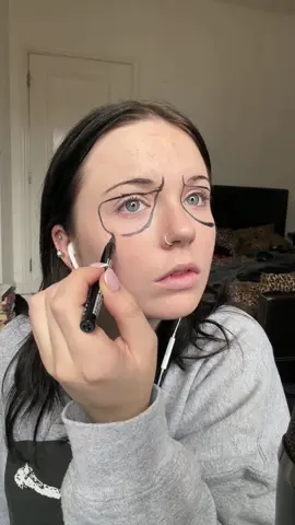 ASMR GRWM FOR A SPOOKY WORK EVENT 🎃 pretty happy with my skull considering I had twenty minutes hahaha  Using:  @nyxcosmetics_uk  @milkmakeup  @NARS Cosmetics  @maccosmetics  @Morphe 2  @Haus Labs  @Glossier  @RevolutionOfficial  @Morphe Cosmetics  #asmr #halloween #grwm #work #makeup 