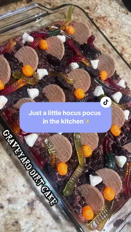 Homemade Halloween bakes because store-bought just isn’t scary enough  👻🍪  honorable mention to @papajohns for coming through with pizza because I needed a break! 😂 #fyp #Halloween #spookyseason #homemadefood #sweets 