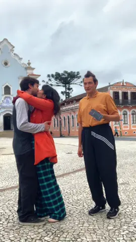 TODOS passaram dos limites aqui?? kkk:))) hihihi