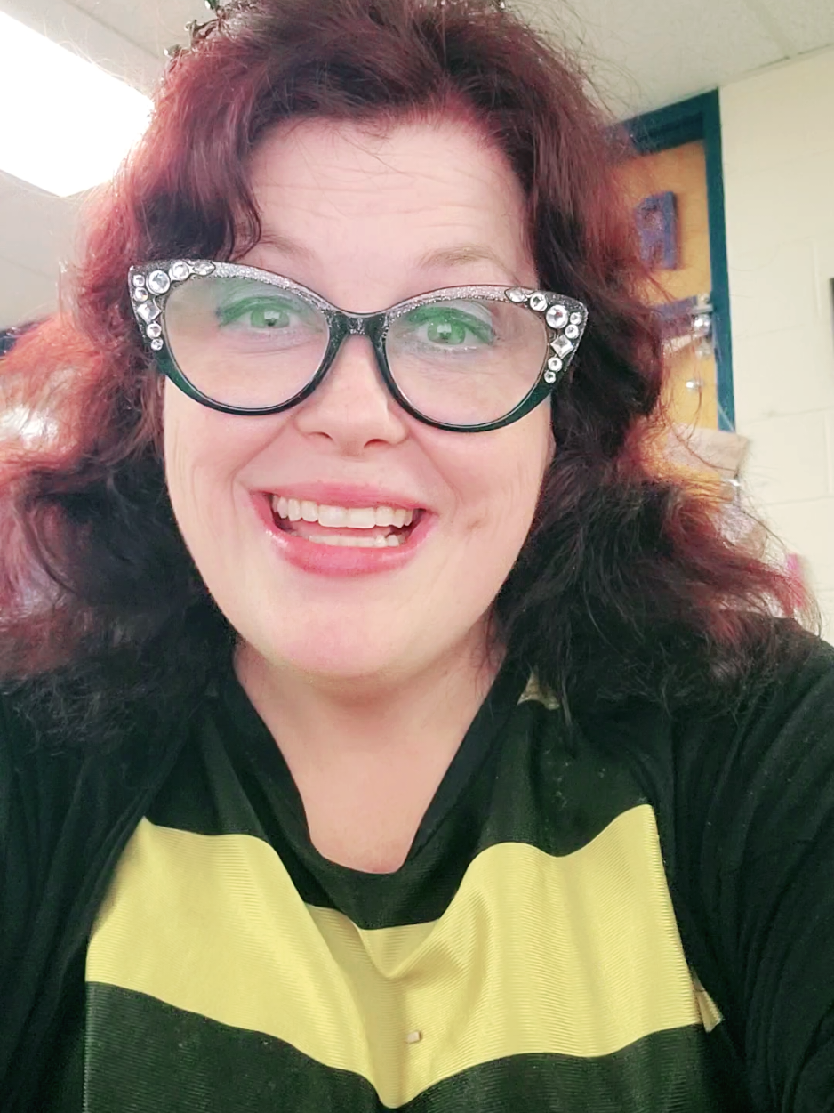 day 3 of #365daysoflibraryjoy : having students and parents express their appreciation for the changes you have made in the library this school year It was not as fun hearing that people may think that the carts of books and piles means I am not effective in my job #schoollibrarian #nclibraryjoy #librariansoftiktok #elementarylibrarian 