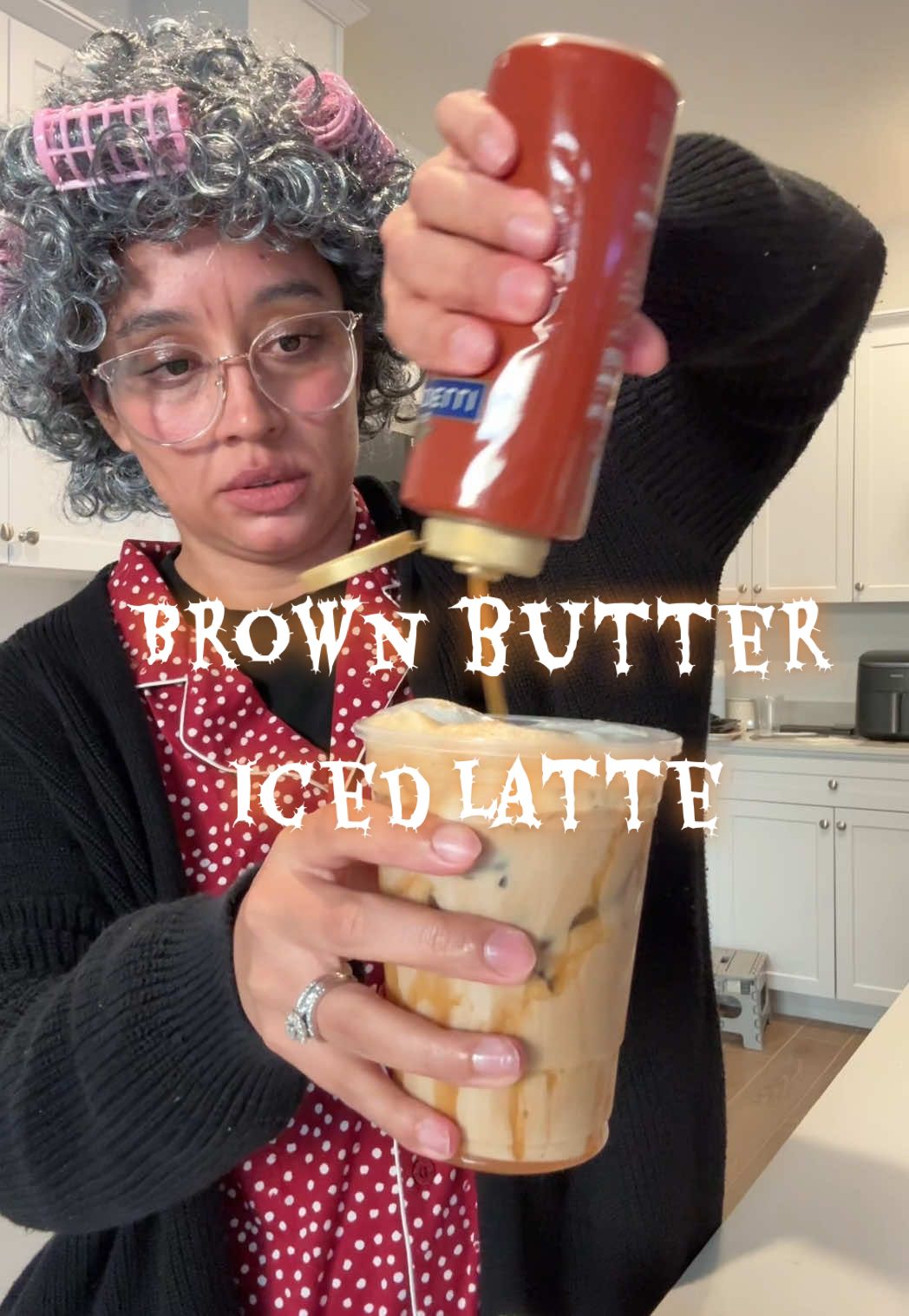 Brown butter chocolate chip iced latte 😋 -love granny. Happy Halloween 🎃 #coffeerecipe #icedlatte #brownbutterlatte #halloween 